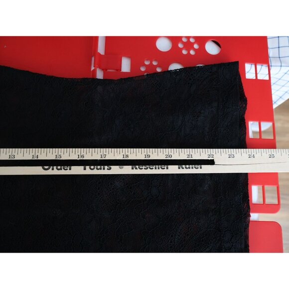 St. John Women’s Lace Mock Neck Top Black Long Sleeve Sheer Blouse Size P Petite - Picture 13 of 15